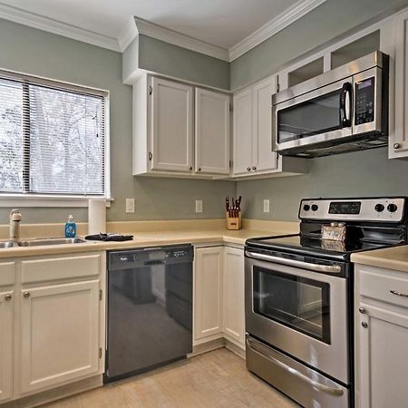 Updated Hilton Head Condo Balcony, Walk To Beach Hilton Head Island Eksteriør bilde